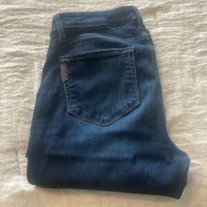 PAIGE JEANS SKYLINE SKINNY